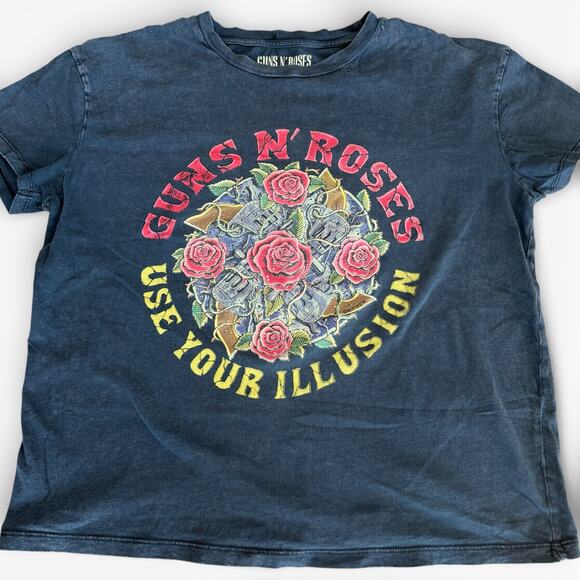 Guns N' Roses "Use Your Illusion" Graphic Tee Size Small - Picture 4 of 4